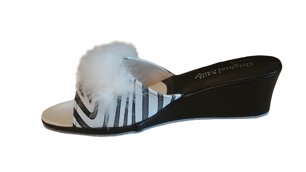 Milly 102 Ciabatte da camera aperte  con piuma naturale Marabou per donna pantofole per casa con zeppa classiche eleganti zebrate